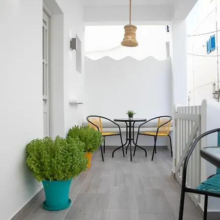 Anemela Lux Apartment Naxos City