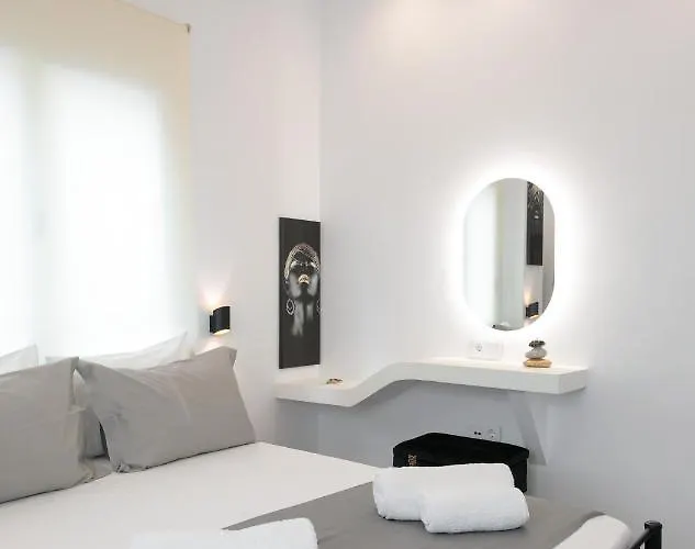 Anemela Lux Naxos City