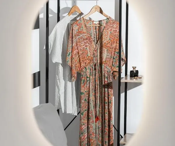 Anemela Lux 아파트